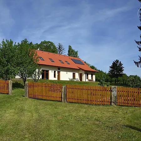 Za Vsi Гостевой дом Прага